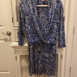 Lilly Pulitzer Blue and White Patterned Long Sleeve Dress
